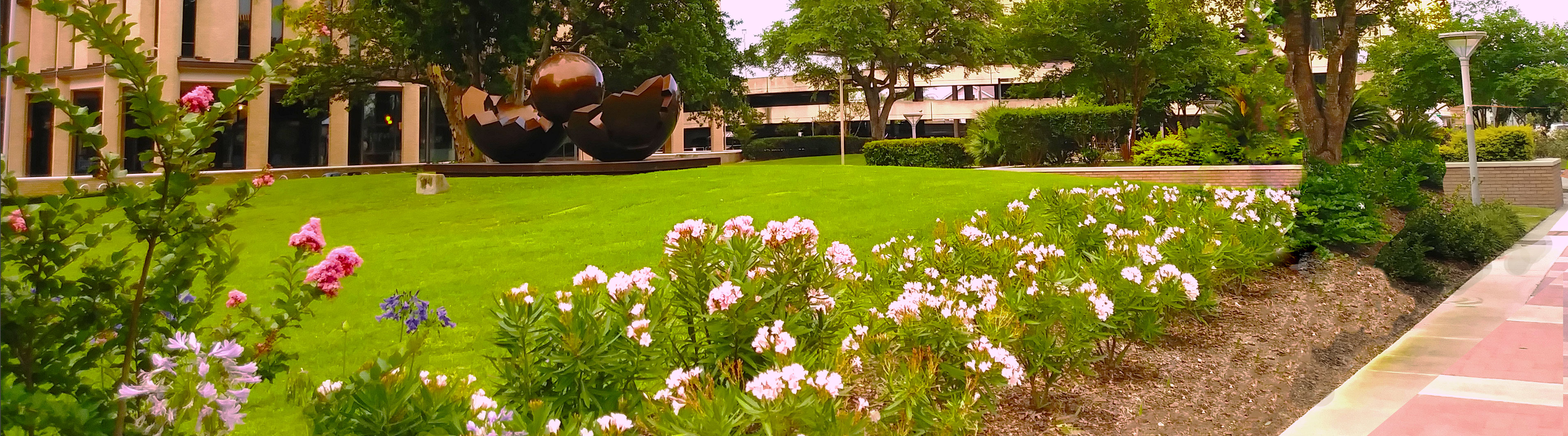 Image of the UTMB Moody Medical Building