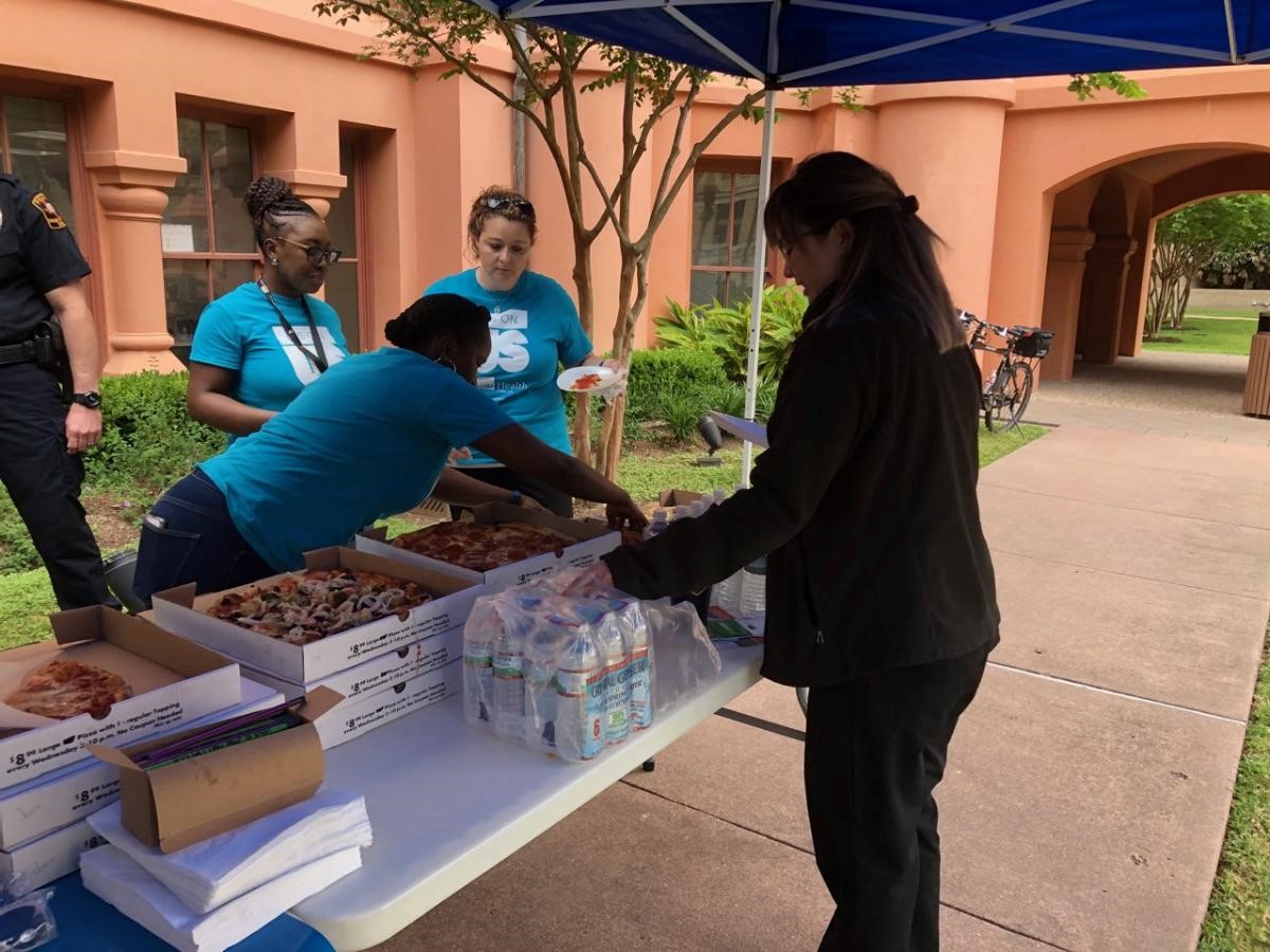 T9 pizza and pledge